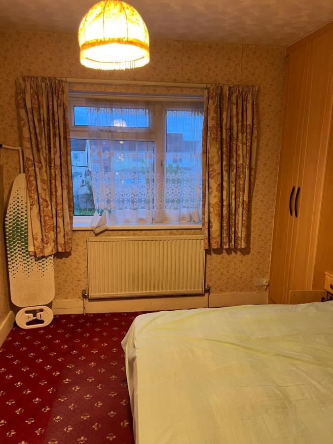 Whitby Road House Apartman Canvey Island Kültér fotó
